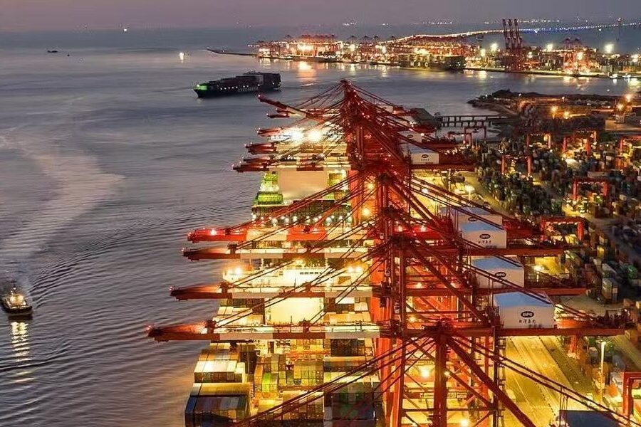 port machinery lighting systems