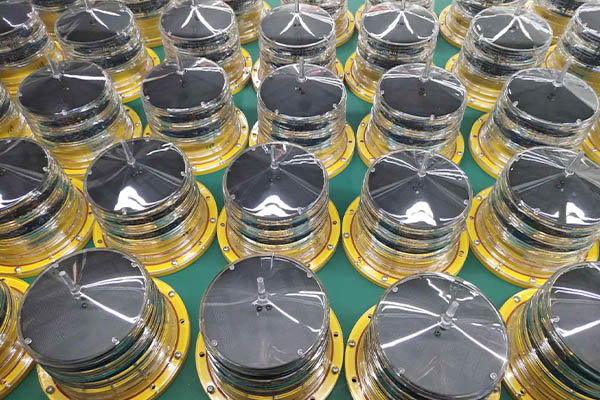 solar aviation obstruction light YFFY Lights Low intensity solar obstacle light