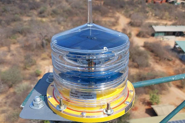 low intensity solar powered obstruction light LSG YFFY Lights low intensity solar powered obstruction light LS G
