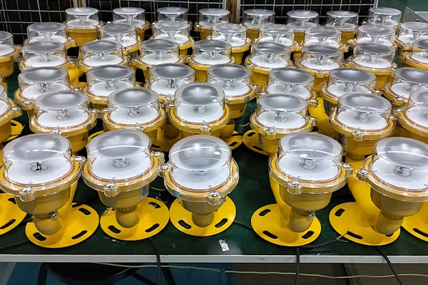 Aircraft warning light YFFY Lights Aircraft warning light