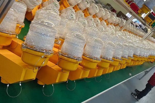 Low Intensity Obstruction Light YFFY Lights Low Intensity Obstruction Light
