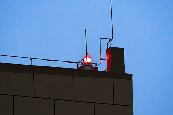 aircraft warning light for high rise buildings 3 YFFY Lights aircraft warning light for high rise buildings 3