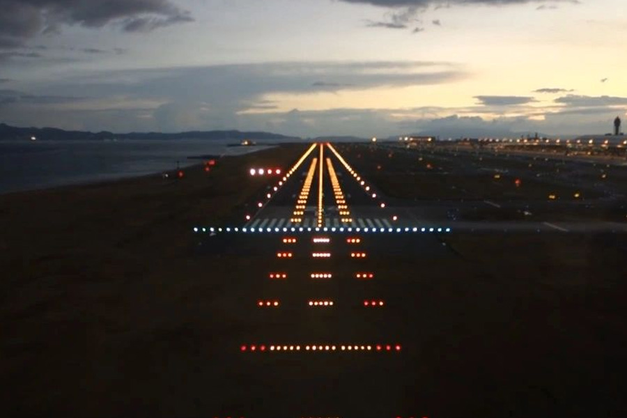 Airport and helipad lighting systems