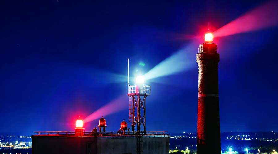 Why Solar Aviation Obstruction Lights Beat Traditional Power