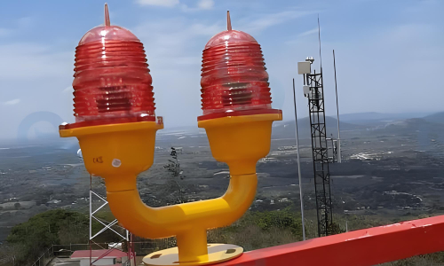Dual L 810 aviation light