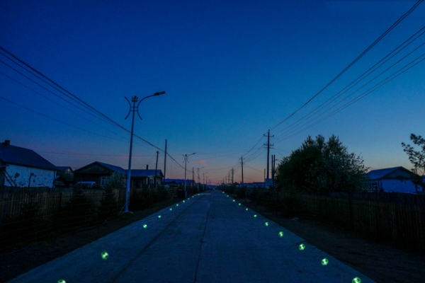 Embedded PC Solar Road Stud Use YFFY Lights Embedded PC Solar Road Stud Use