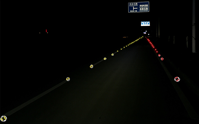 Application YFFY Lights Ultra thin Embedded Aluminum Solar Road Stud YFFY SRSA7 Solar Road Studs
