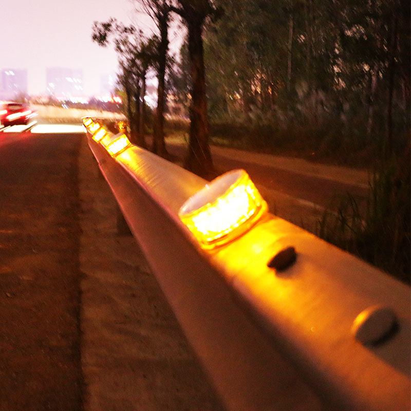 Magnetic Solar Warning Light Solar Beacon Light Solar Warning Lights YFFY Lights Magnetic Solar Warning Light Solar Beacon Light Solar Warning Lights